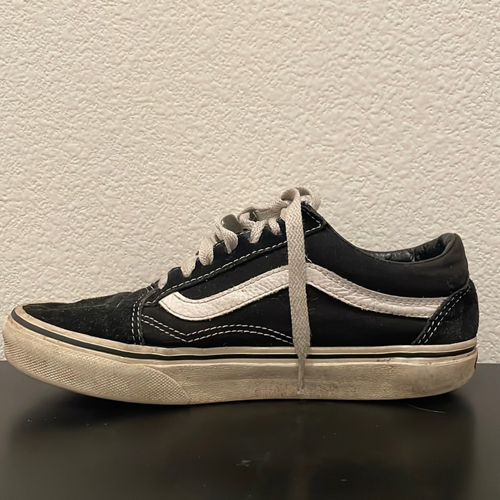 Vans Old Skool brand Black and White Shoes
